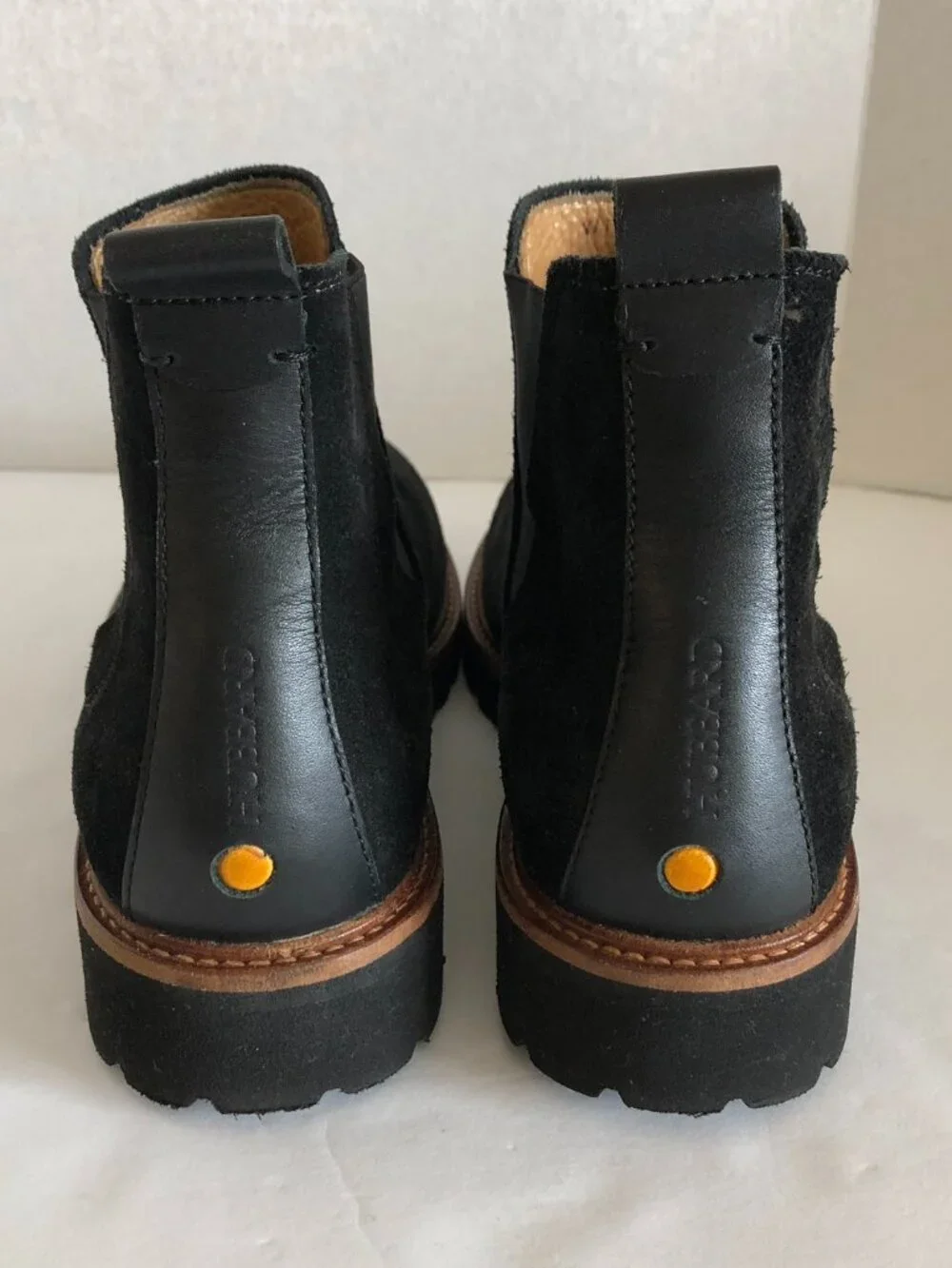 Samuel Hubbard Black Suede Chelsea Boots Leather Lining Pull on Portugal US 7
